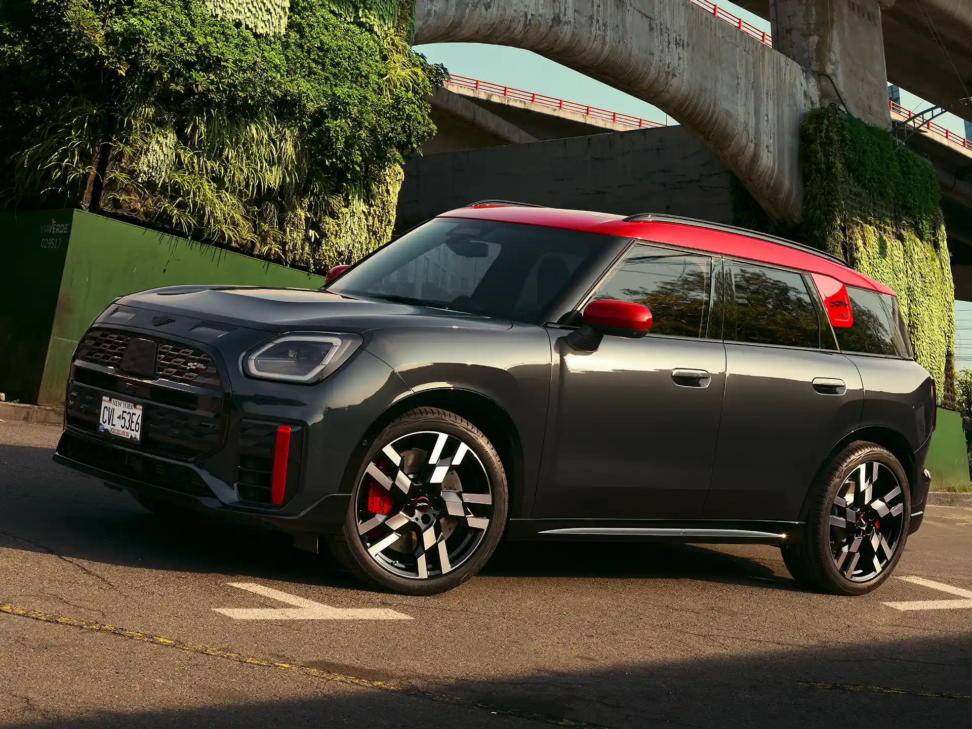 MINI JCW - Countryman - Teaser